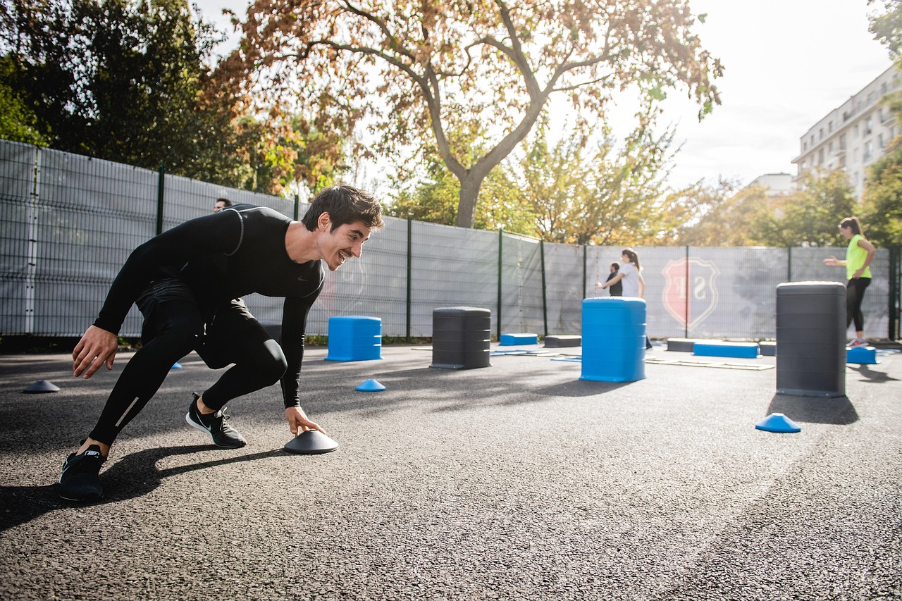 entdecken sie die welt des crossfit! verbessern sie ihre fitness, steigern sie ihre kraft und erleben sie ein einzigartiges training in einer motivierenden gemeinschaft. für alle fitnesslevels geeignet!